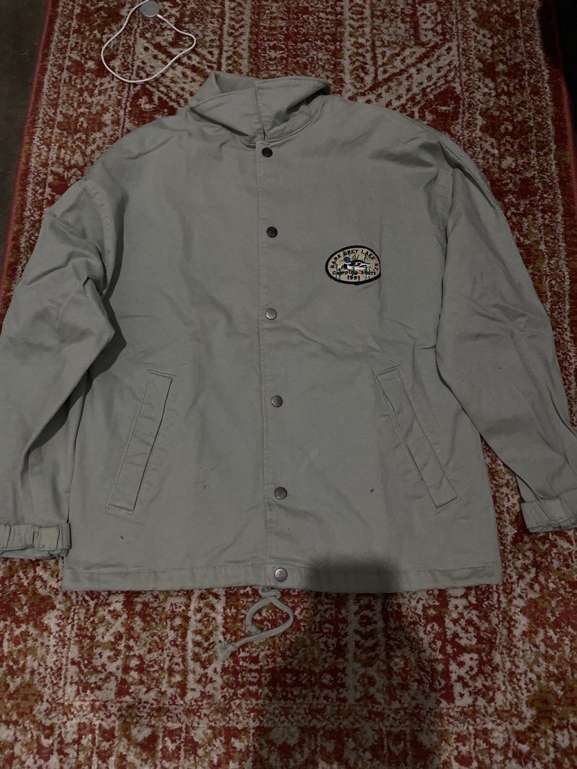 Pull&Bear S Jacket (Category: Coats, Jackets and Outerwear) located in Dumaguete. Submitted by raspberrypepsi (Listing ID 1426576656, Image 1). Description: .