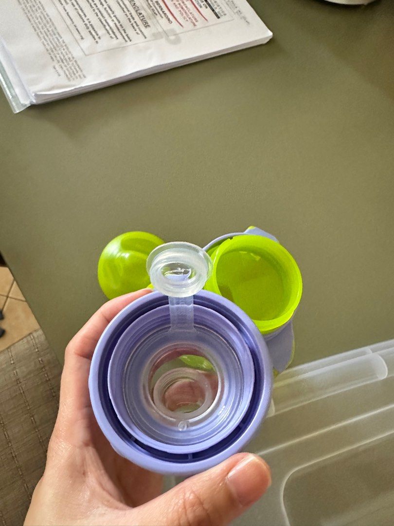 Pur Wayer Bottle (Category: Breastfeeding & Bottle Feeding) located in Manila. Submitted by declutterbytinnn (Listing ID 1426460539, Image 3). Description: PM for more details. Rfs: Hindi nagustuhan ng anak ko.