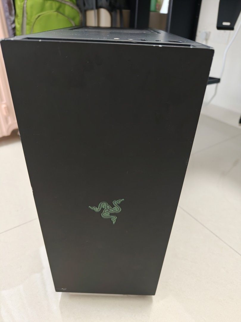 Razer ATX PC Case - Black413296661124894720