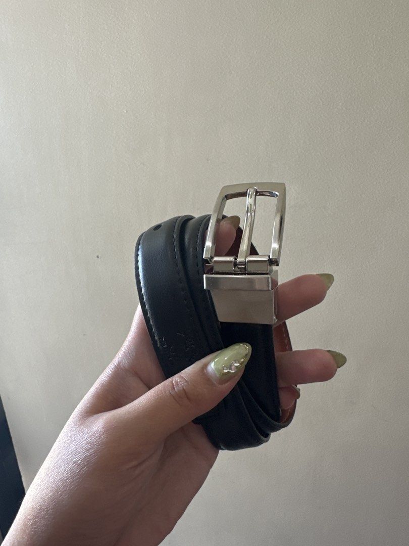 Reversible Leather Belt (Category: Belts) located in Makati City. Submitted by rocycle (Listing ID 1426440221, Image 1). Description: Polo Club belt.
