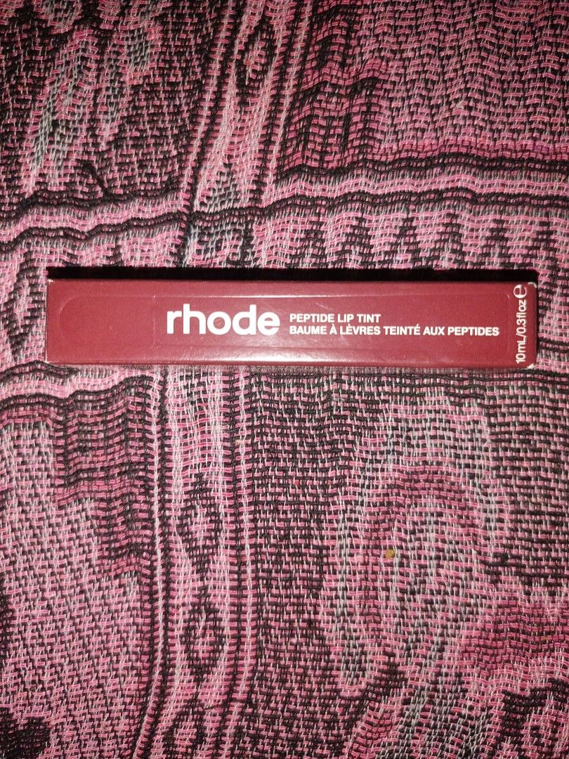 Rhode Peptide Lip Tint (Category: Makeup) located in Cebu City. Submitted by arbl_2003 (Listing ID 1426395556, Image 3). Description: • brand new •pbj •never been used.