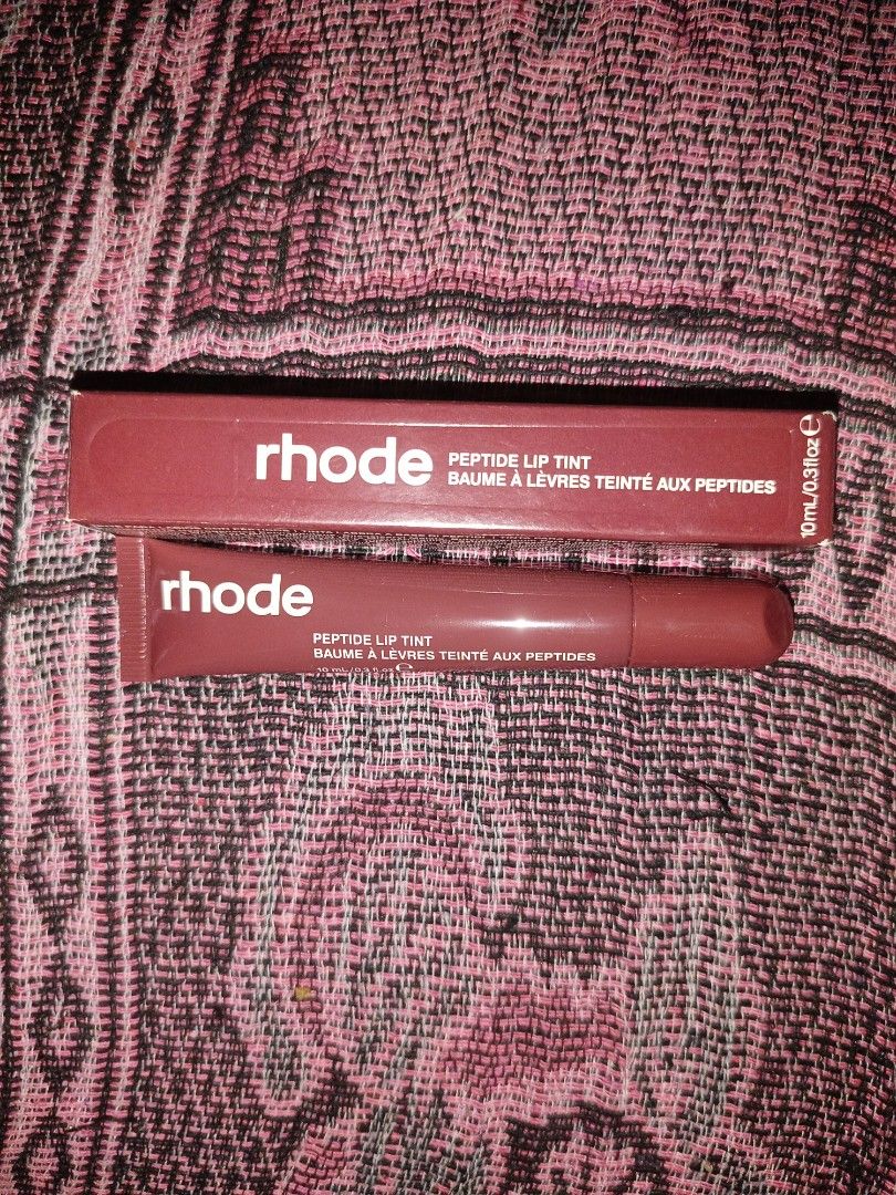 Rhode Peptide Lip Tint (Category: Makeup) located in Cebu City. Submitted by arbl_2003 (Listing ID 1426395556, Image 1). Description: • brand new •pbj •never been used.
