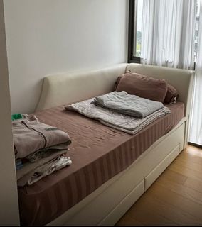 (Category: ) located in . Submitted by thaliakoo (Listing ID 1426557965, Image 1). Description: .