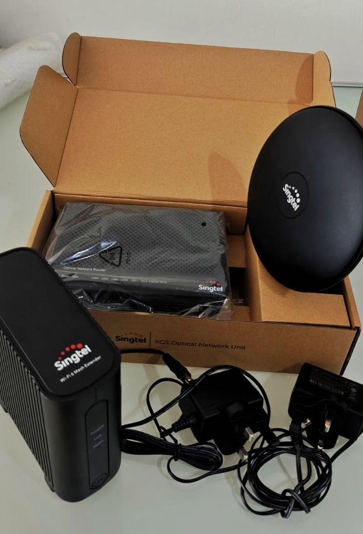 Singtel XGS Optical Network Unit Set458466506006876160