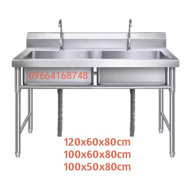 Stainless Steel Commercial Kitchen Sink (Category: Bathroom & Kitchen Fixtures) located in Manila. Submitted by davearonda40644 (Listing ID 1426488980, Image 3). Description: Commercial-grade stainless steel kitchen sinks available in various sizes. Options include single, double, and triple basin configurations. Dimensions available are: 100x50x80cm, 100x60x80cm, 120x60x80cm, 50x50x80cm, and 175x60x80cm. Features a sturdy stainless steel frame a
