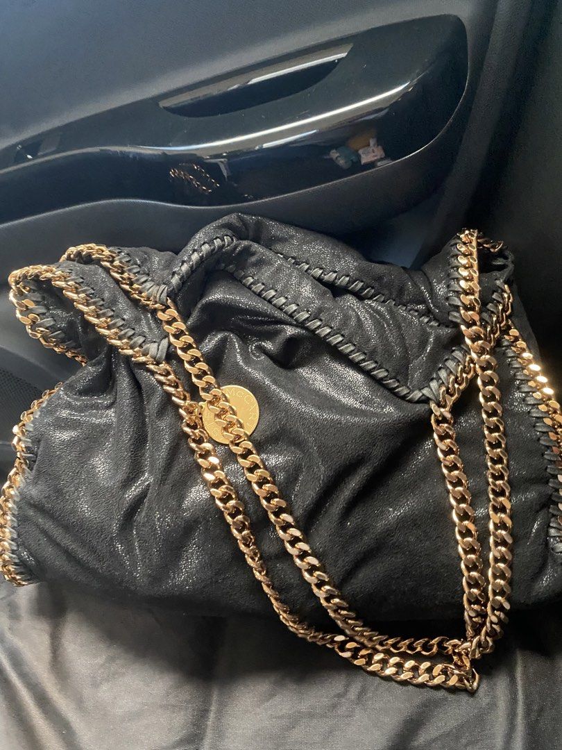 Stella McCartney Falabella Chain Bag (Category: Luxury Bags & Wallets) located in Bulacan. Submitted by aksantos10 (Listing ID 1426544078, Image 2). Description: Rose gold chain.