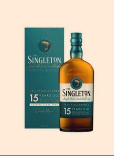 Singleton of Dufftown 15 Year Old, American & European Oak Cask, 40% whisky bottle