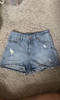 (Category: ) located in . Submitted by la_17 (Listing ID 1426417278, Image 1). Description: .