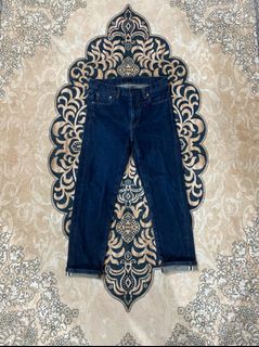 (Category: ) located in . Submitted by syhrairel (Listing ID 1426543777, Image 1). Description: .