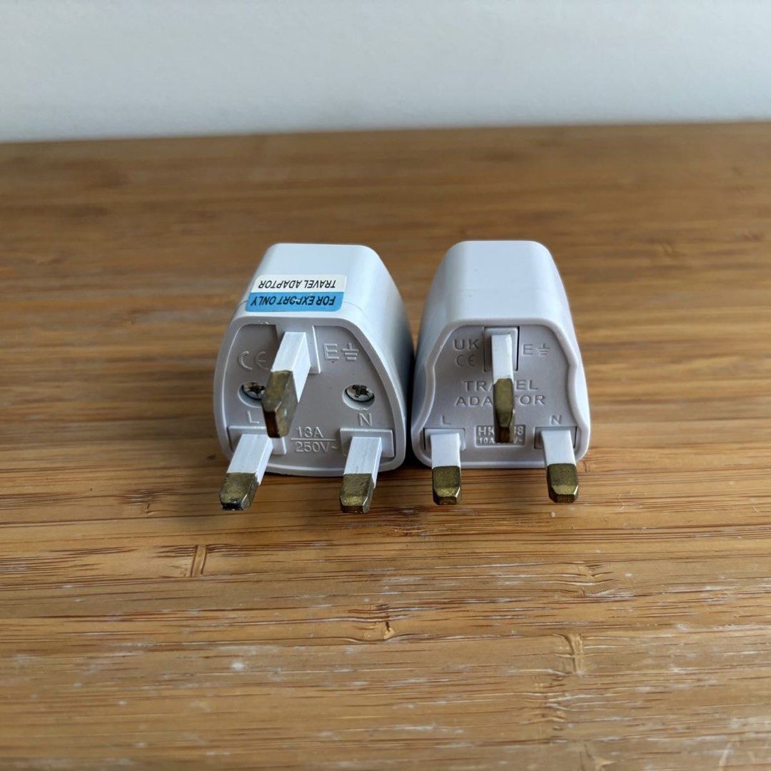 Universal Adapter UK Plug405992793305272321