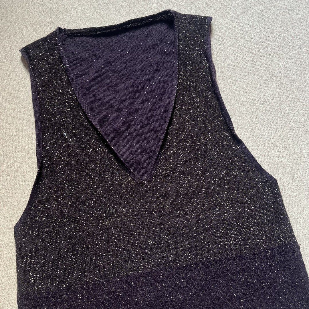 Violet Glitter Deep V-Neck Knitted Top (Category: Sleeveless) located in Manila. Submitted by ekses (Listing ID 1426526675, Image 2). Description: - stretchable, fits up to large .