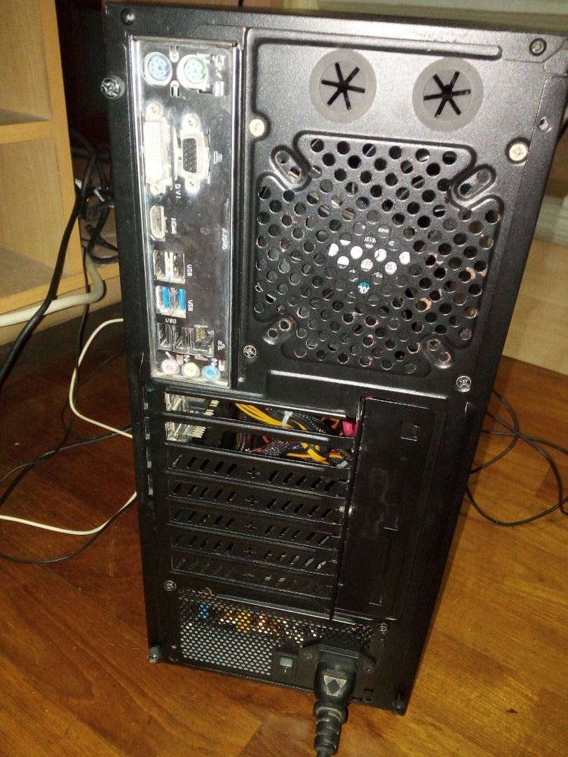 WTS Old Intel i5 PC413296662089584640