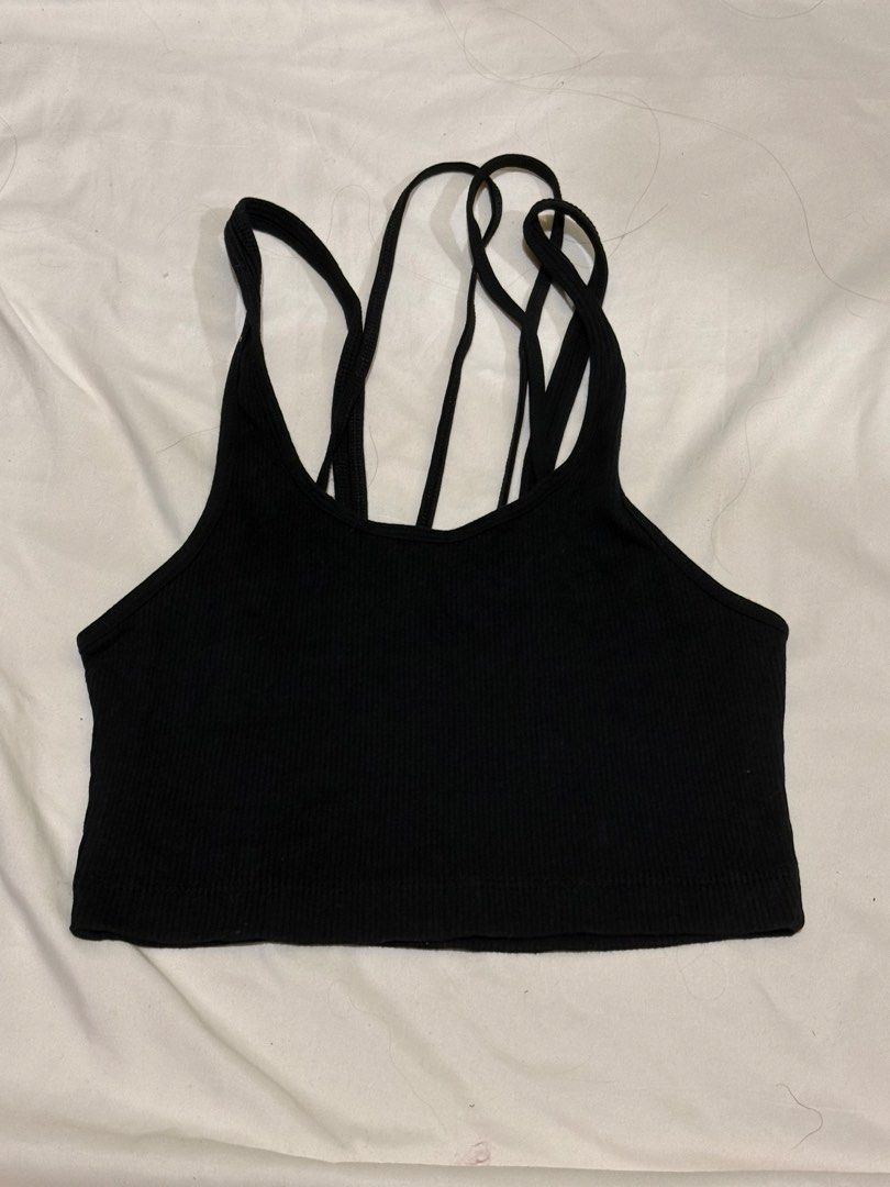 Zara Black Tank Top (Category: Sleeveless) located in Manila. Submitted by halsea (Listing ID 1426517590, Image 1). Description: ZARA small to medium crop .