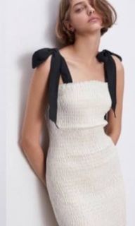 (Category: ) located in . Submitted by goodcloset007 (Listing ID 1426431858, Image 1). Description: .
