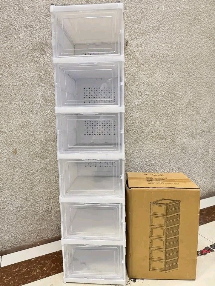 6 Layer Acrylic Shoe Box (Category: Storage Boxes & Baskets) located in Manila. Submitted by micoooy (Listing ID 1426596180, Image 1). Description: Stackable shoe organizer is perfect for keeping your shoes neat and tidy. It features a clear front door for easy viewing and access. The organizer is designed to be stackable, maximizing space. It comes with a box for easy storage and transport. Great for organizing your shoes and keeping them protec