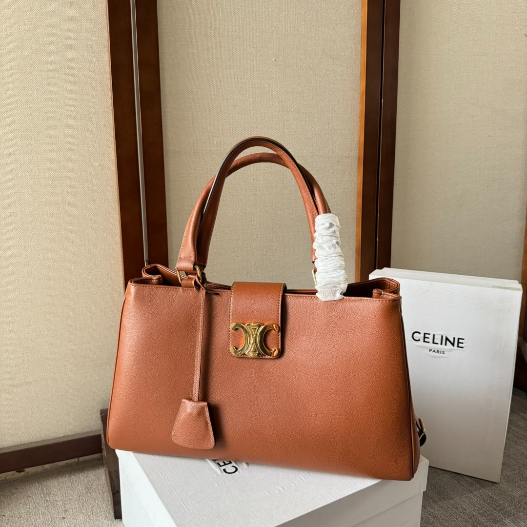 💖 Celine Triomphe Large Leather Tote Bag - Tan, Women's Fashion, Bags ...