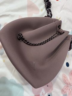 (Category: ) located in . Submitted by joycee_yap (Listing ID 1426763508, Image 1). Description: .