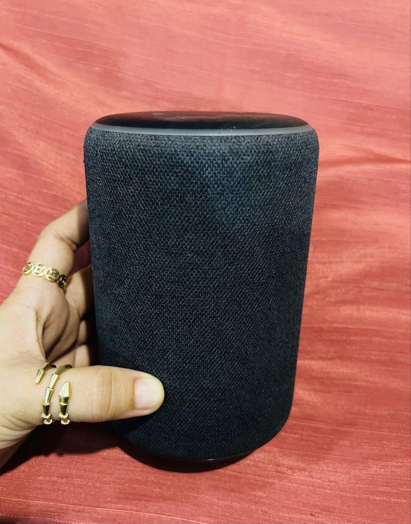 Affordable Amazon Echo Smart Speaker 😍 (Category: Soundbars, Speakers & Amplifiers) located in Malolos. Submitted by afford.japan (Listing ID 1426711502, Image 2). Description: Japan Surplus.