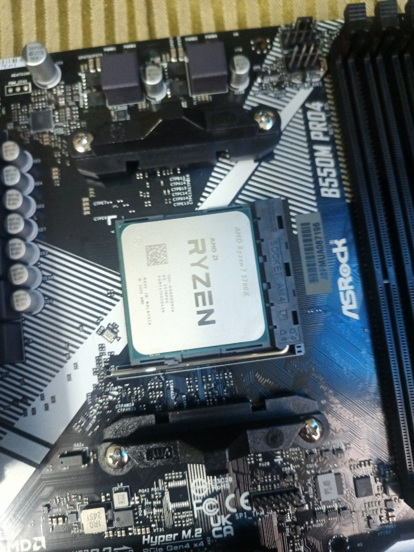 [COD] AMD Ryzen 7 5700x 8-Core 16-Thread Processor (Category: Computer Parts) located in Leyte. Submitted by yun.jin (Listing ID 1426613452, Image 1). Description: ‼️🔥RUSH SALE🔥‼️ - AMD Ryzen 7 5700x CPU (used for 6 months) - CPU has no flaws and no bent pins - Stock cooler NOT included - With free thermal paste RFS: Upgraded to Ryzen 9 5950x I offer Cash on Delivery for peace of mind, only pay once it arrives at your chosen LBC branch!.