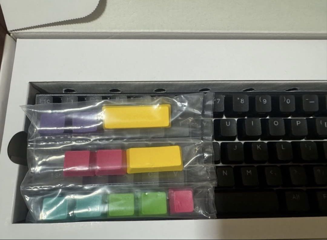 Anne Pro 2 60% Dual Mode Mechanical Keyboard (Category: Computer Keyboard) located in Paranaque City. Submitted by cbcheng22 (Listing ID 1426631055, Image 3). Description: Rarely used. Will include free extra keycaps. RFS: Bought another 75% keyboard. .