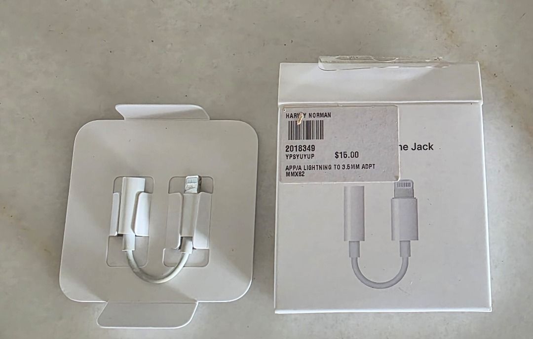 Apple Lightning to 3.5mm Adapter - New405987946912829440