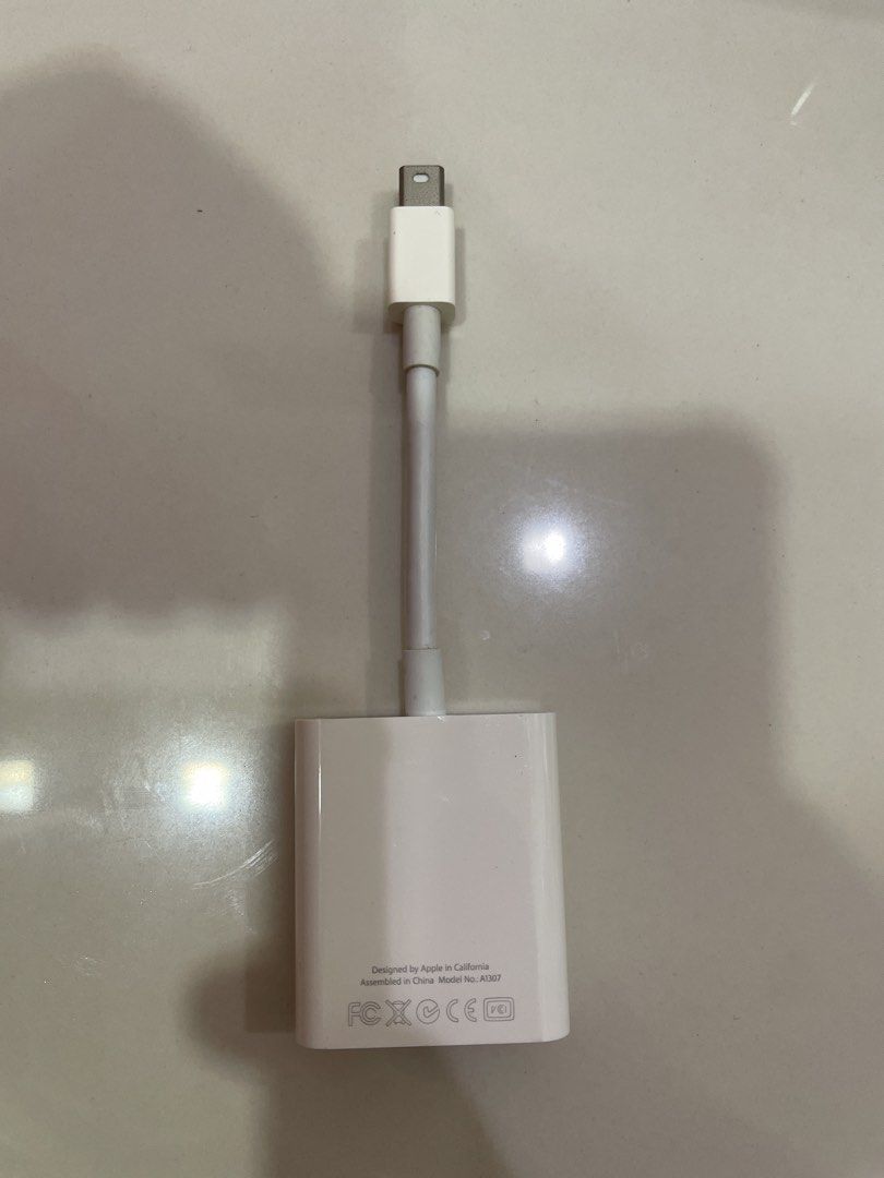 Apple Mini DisplayPort to VGA Adapter405986556553482241