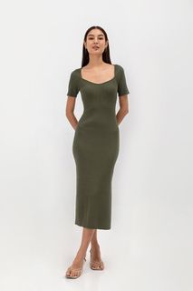 (Category: ) located in . Submitted by wardrobesy (Listing ID 1426720971, Image 1). Description: .