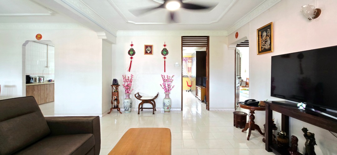 (Category: ) located in . Submitted by stefanrealty88 (Listing ID 1426743492, Image 1). Description: .