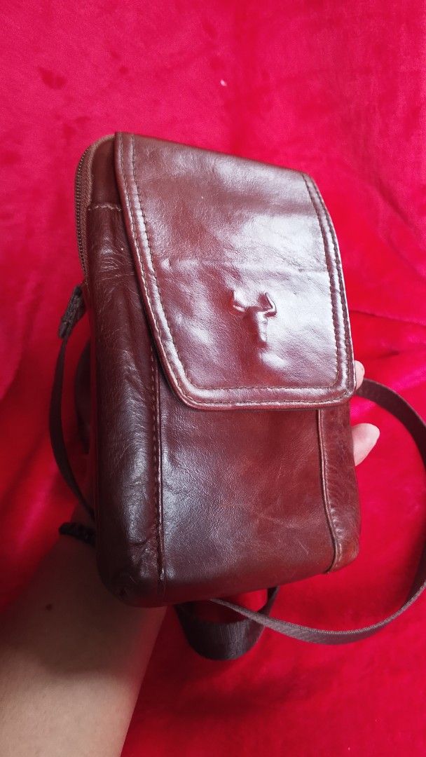BUFFALO GENUINE LEATHER SLING BAG FOR MEN (Category: Sling Bags) located in Manila. Submitted by nicegarcia38791 (Listing ID 1426666488, Image 3). Description: ‎THIS IS USED, PRELOVED ITEMS‼️ ‎UKAY BAGS FROM JAPAN,KOREA ‎ ‎CONDITION OF BAG=🌟🌟🌟🌟 ‎ ‎NEGOTIABLE,PM FOR MORE DETAILS ‎ ‎LOC. TONDO MANILA, LANDMARK AJK STORE ‎OPEN TRANSACTION VIA. LALAMOVE,COD ‎J&T , PAYMENT 1ST ‎ ‎ ‎AVAILABLE TRANSACTION EVERY- MONDAY TO SUNDAY ONLY...9:30AM TO 7PM