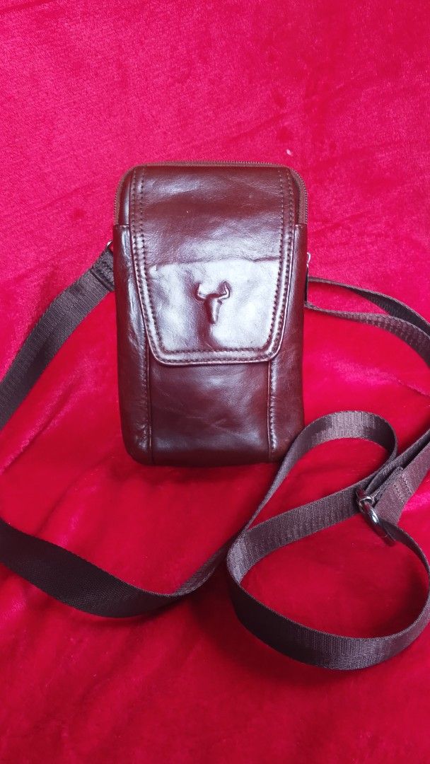 BUFFALO GENUINE LEATHER SLING BAG FOR MEN (Category: Sling Bags) located in Manila. Submitted by nicegarcia38791 (Listing ID 1426666488, Image 1). Description: ‎THIS IS USED, PRELOVED ITEMS‼️ ‎UKAY BAGS FROM JAPAN,KOREA ‎ ‎CONDITION OF BAG=🌟🌟🌟🌟 ‎ ‎NEGOTIABLE,PM FOR MORE DETAILS ‎ ‎LOC. TONDO MANILA, LANDMARK AJK STORE ‎OPEN TRANSACTION VIA. LALAMOVE,COD ‎J&T , PAYMENT 1ST ‎ ‎ ‎AVAILABLE TRANSACTION EVERY- MONDAY TO SUNDAY ONLY...9:30AM TO 7PM