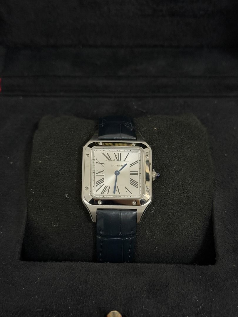 Cartier Santos Dumont Small (Category: Luxury Watches) located in Quezon City. Submitted by rhyswatchmnl (Listing ID 1426669659, Image 1). Description: WSSA0023 Year 2025 almost new Under Warranty Full Set Condition 9.8/10 San Juan City.