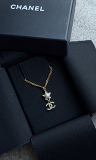 （分類：）位於 。 由 hknna 提交（商品編號 1426658530，圖片 1）。簡介： 。