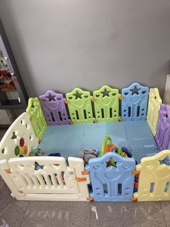 (Category: ) located in . Submitted by babyfriendlyitems (Listing ID 1426708597, Image 1). Description: .