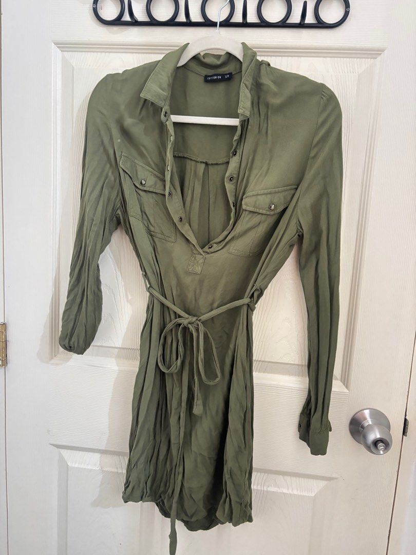 Cotton On Green Dress (Category: Dresses) located in Cavite. Submitted by jnnlmc (Listing ID 1426680490, Image 1). Description: Can fit small-medium.