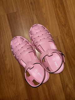 (Category: ) located in . Submitted by keywii_preloved (Listing ID 1426735754, Image 1). Description: .
