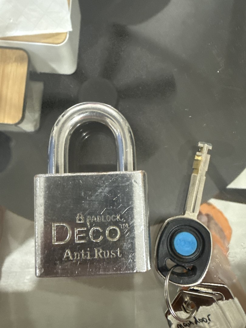 Rust Free Lock DECO Anti Rust Padlock with Keys, Furniture & Home Living, Security ...