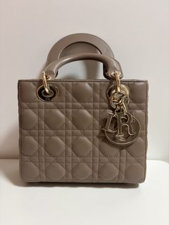 （分類：）位於 。 由 charmaine313 提交（商品編號 1426755455，圖片 1）。簡介： 。