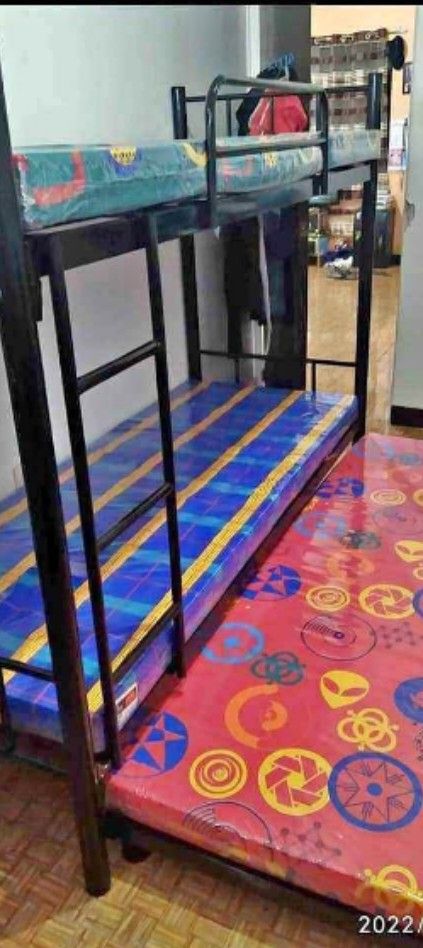 Double Deck Single With Pull Out With Mega Foam (Category: Bed Frames & Mattresses) located in Manila. Submitted by jhengsellav (Listing ID 1426625018, Image 1). Description: CASH ON DELIVERY/ FREE STALLATION ADDITIONAL DELIVERY FEE DIPENDE SA LOCATION. BRAND NEW HEAVY DUTY GOOD QUALITY COMPLETE ACCESSORIES. MESSEGE FOR INFO 0 9 5 4 3 3 6 8 8 3 2.