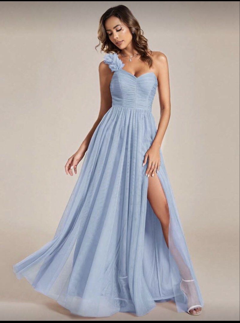 Everpretty Dusty Blue Gown (Category: Evening dresses & gowns) located in Manila. Submitted by jashlinean77160 (Listing ID 1426738857, Image 1). Description: Bought through Shein. Never used Very pretty and good quality!.