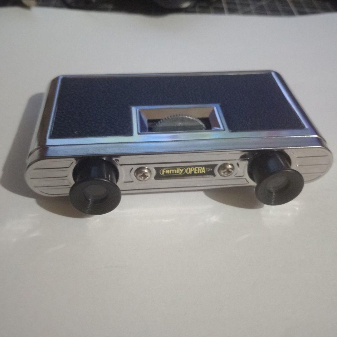 portable binoculars Family Opera 2.5x (Category: Travel Essentials & Accessories) located in Caloocan City. Submitted by fellafell.gay (Listing ID 1426732108, Image 2). Description: perfectly functional, almost pristine condition. just slight peeling on the sticker leather. Rfs: decluttering negotiable.