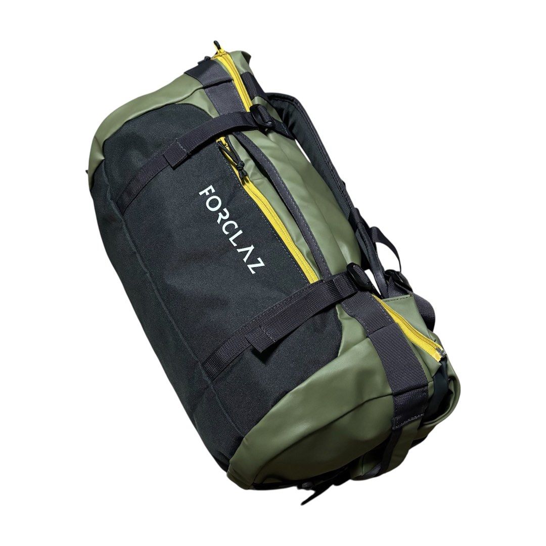 Forclaz 40-60L Trekking Carry Duffle Backpack (Category: Backpacks) located in Muntinlupa City. Submitted by rtyfck (Listing ID 1426645909, Image 3). Description: Forclaz 40-60L Trekking Carry Duffle Backpack Details : •Size : 40L-60L •Issue : cut washtag •Condition : Like New.