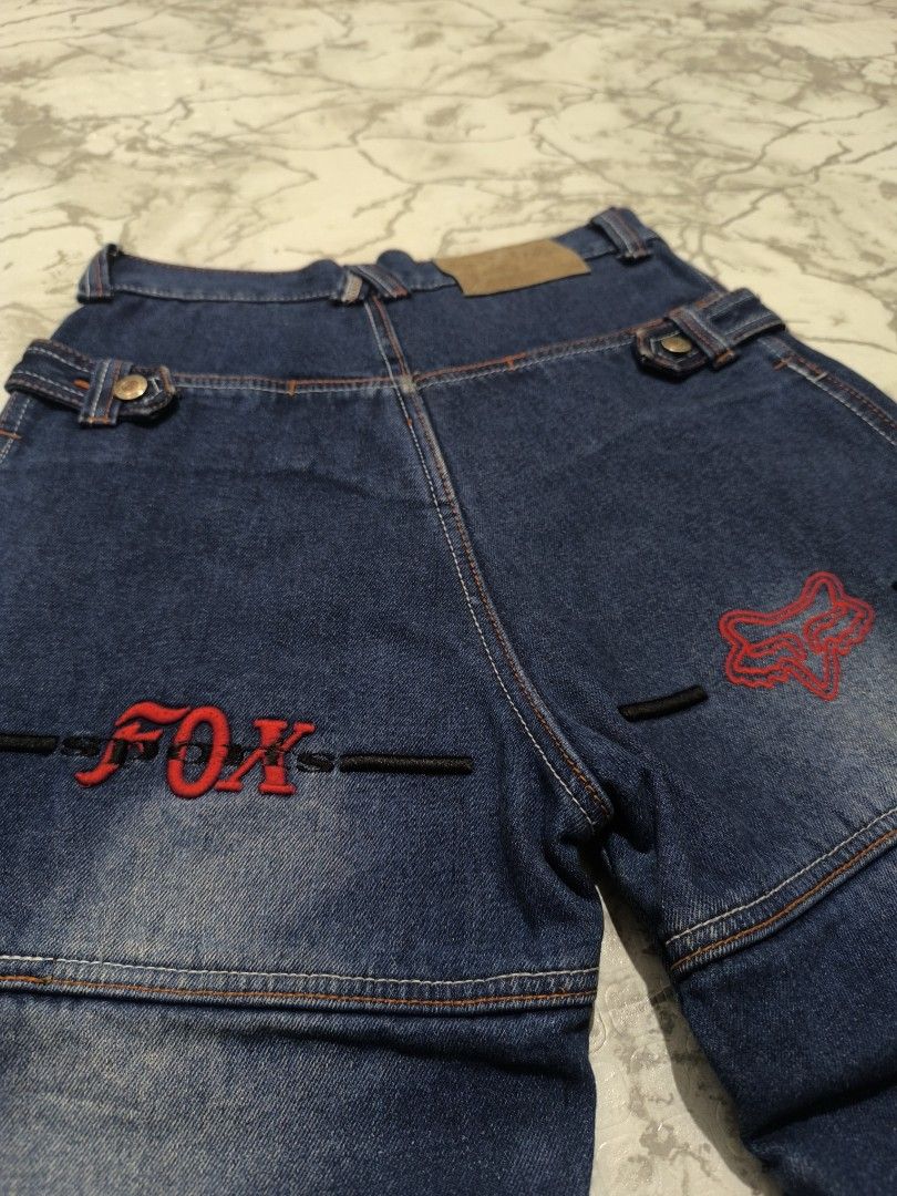 Fox Racing Denim Jeans Size 28 (Category: Jeans) located in Talibon. Submitted by lazythriftv.1 (Listing ID 1426614958, Image 3). Description: fox racing denims pants size:28(on tag) dimes: waist:30 length:43 thigh:12 leg opening:9 crispy condition(dead stock).