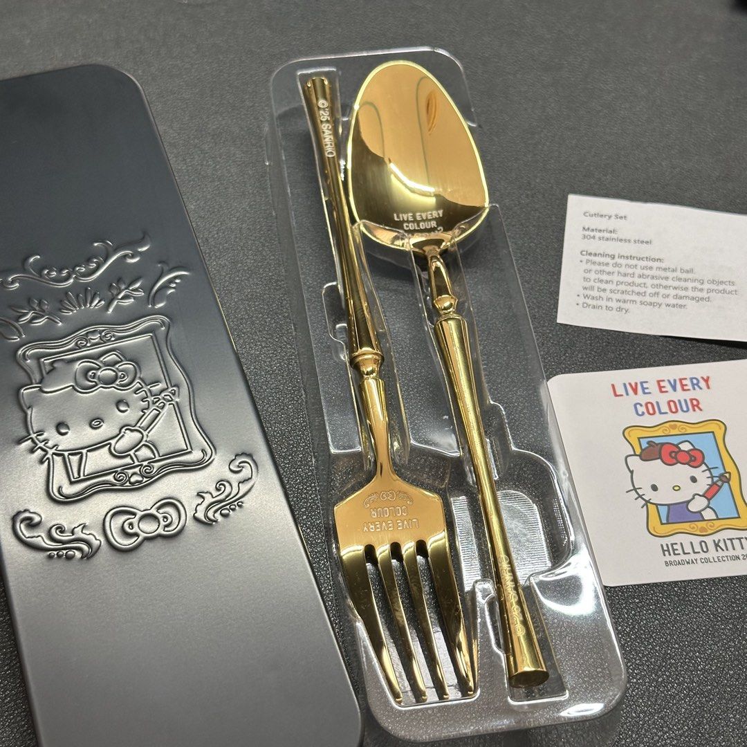 From Hong Kong - Sanrio Utensils Set (Category: Dinnerware & Cutlery) located in Manila. Submitted by hellostreetmarket_ (Listing ID 1426698500, Image 2). Description: Please note that the utensils are heavy. Got this from Broadway Hong Kong. Hagglers won’t be entertained..
