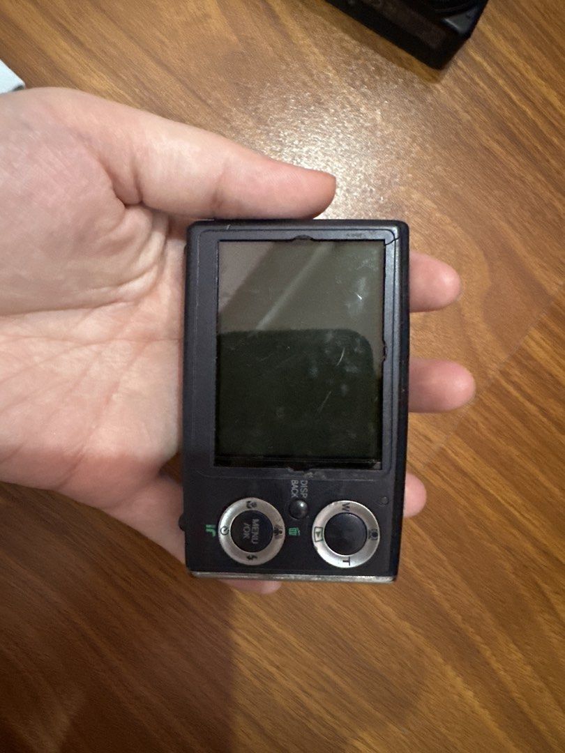 Fujifilm FinePix Z Digital Camera digicam (Category: Cameras) located in Manila. Submitted by sellingjoitems (Listing ID 1426668025, Image 2). Description: For parts or repair, not sure what the problem is Rfs: no funds to repair No return or exchange, there is an issue with the camera. .