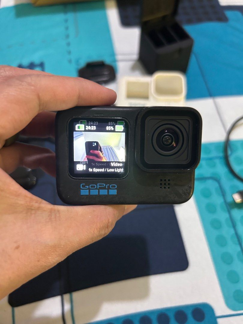 Go Pro 11 Hero Black (Category: Cameras) located in Bulacan. Submitted by friitzie (Listing ID 1426595458, Image 1). Description: GoPro HERO11 Black is a powerful action camera featuring a 27MP sensor, 5.3K60 video, and 10-bit color for high-quality, vibrant footage. Key upgrades include a larger 8:7 aspect ratio sensor, HyperSmooth 5.0 stabilization with 360° Horizon Lock, and the improved Enduro battery included in the box Price is negotiable.
