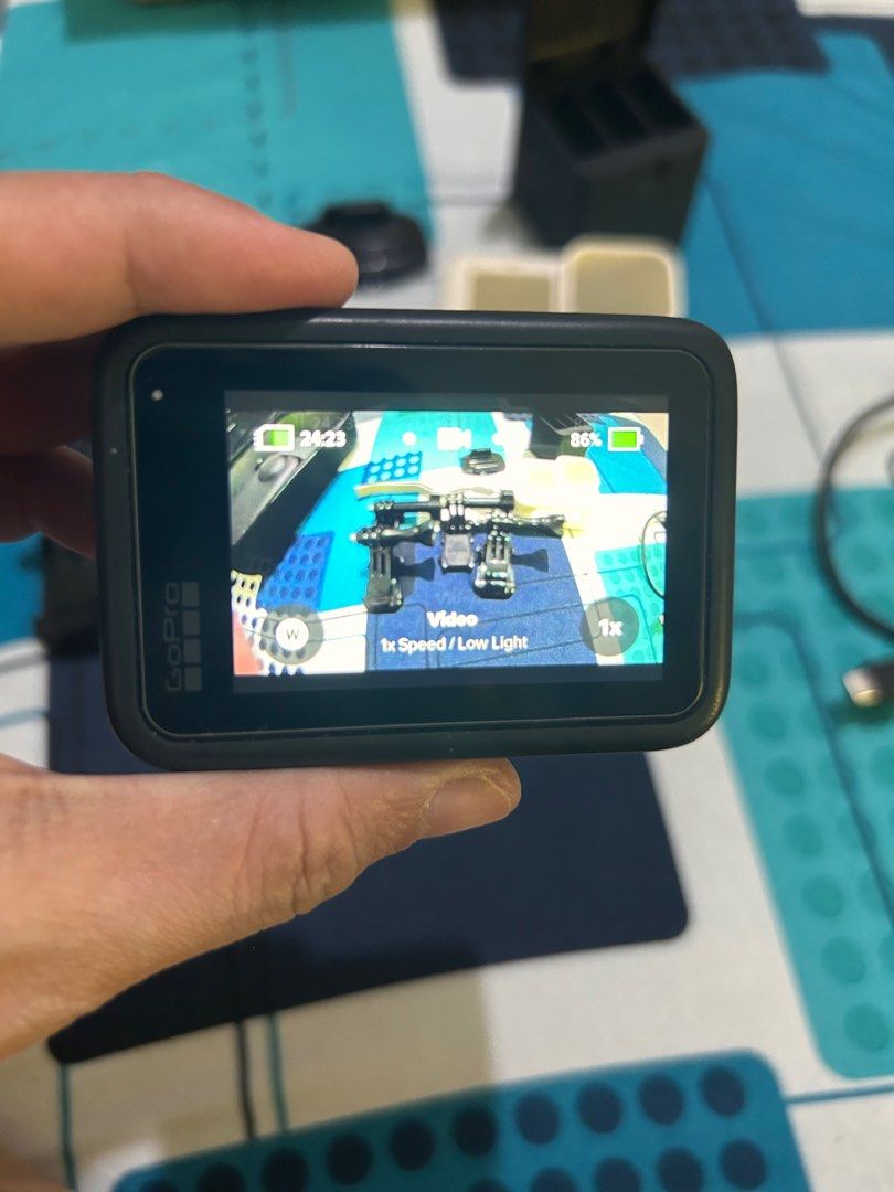 Go Pro 11 Hero Black (Category: Cameras) located in Bulacan. Submitted by friitzie (Listing ID 1426595458, Image 3). Description: GoPro HERO11 Black is a powerful action camera featuring a 27MP sensor, 5.3K60 video, and 10-bit color for high-quality, vibrant footage. Key upgrades include a larger 8:7 aspect ratio sensor, HyperSmooth 5.0 stabilization with 360° Horizon Lock, and the improved Enduro battery included in the box Price is negotiable.