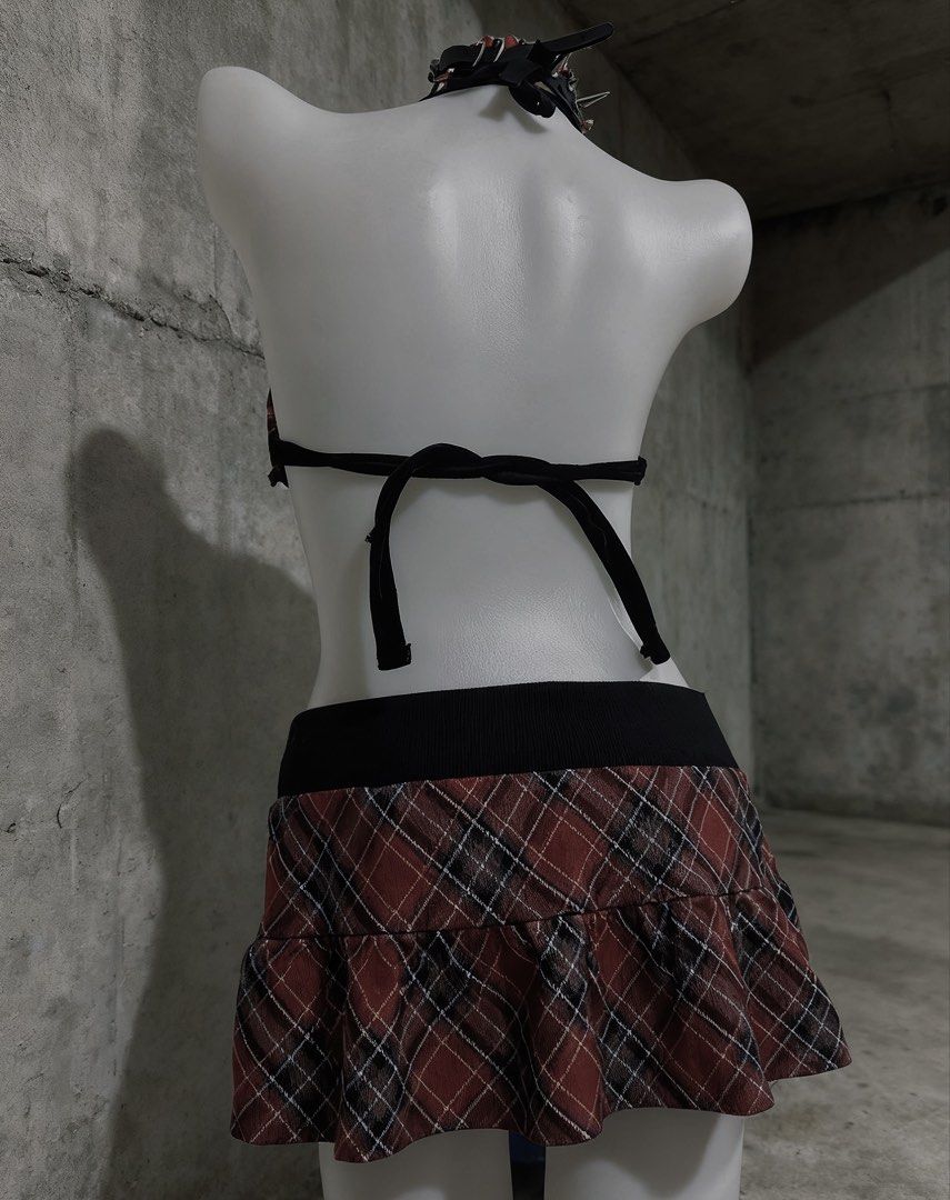 Goth Punk Outfit with Choker (Category: Sets or Coordinates) located in Santa Cruz. Submitted by zykhy4 (Listing ID 1426711004, Image 2). Description: Lock for 2.5 Handmade.