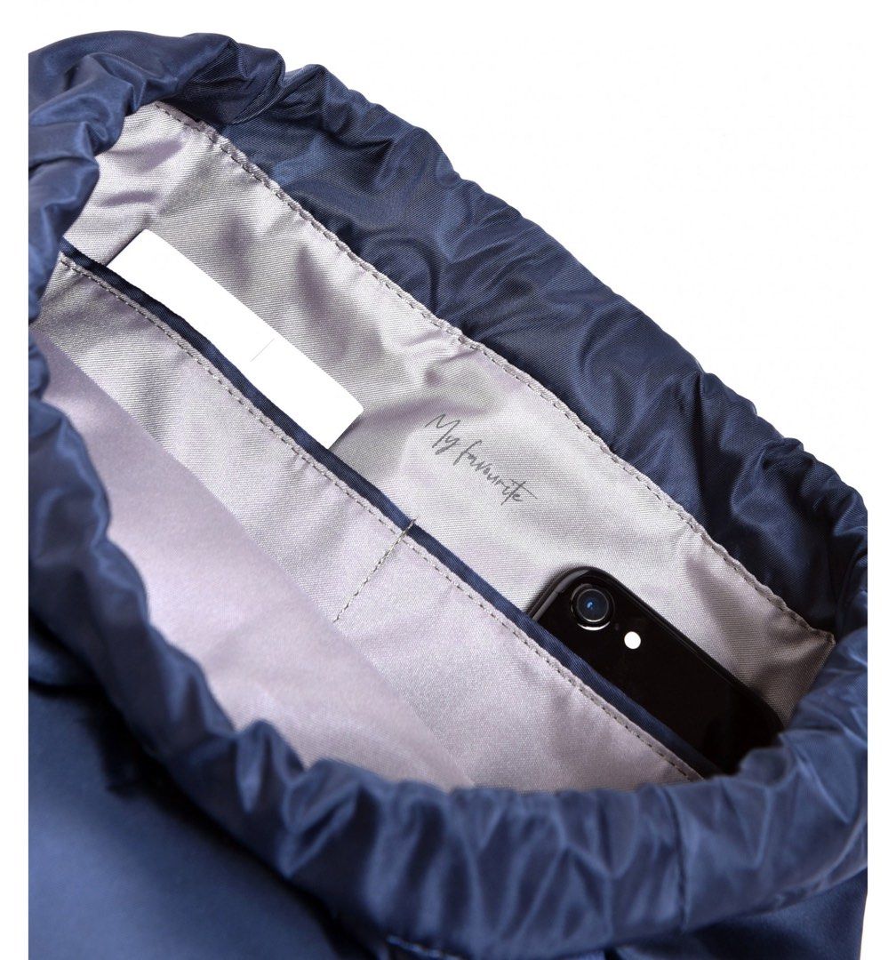 Hedgren Navy Blue Backpack (Category: Backpacks) located in Mandaluyong City. Submitted by treschis (Listing ID 1426729163, Image 3). Description: Good as new Hedgren backpack for sale. This is original. Preloved but still in very good condition. Lightweight, stylish, and perfect for daily use, travel, or work. Used to carry MacBook and Lenovo laptop. Color: Navy Blue Brand: Hedgren With multiple compartments and front zipper pocket Clean and wel
