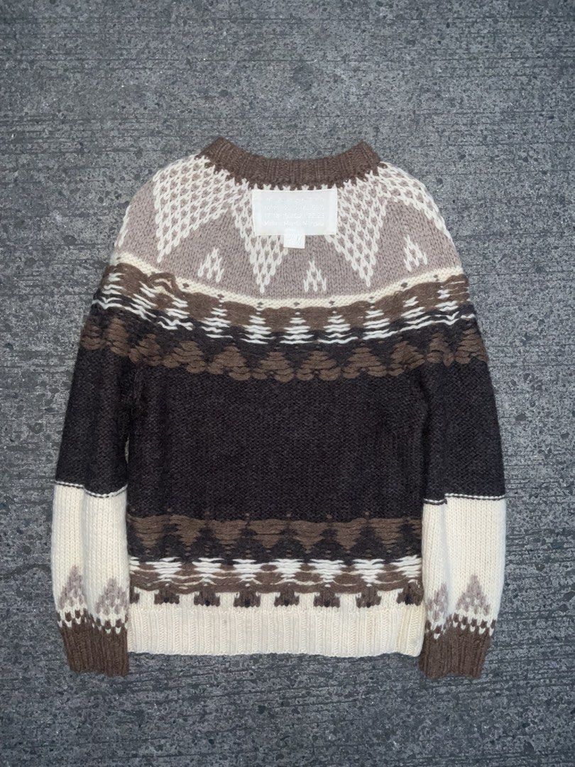 H&M x Maison Martin Margiela Patterned Sweater (Category: Coats, Jackets and Outerwear) located in Manila. Submitted by geloreyes262956 (Listing ID 1426718226, Image 2). Description: Maison Margiela x H&M Fair Isle wool-alpaca sweater Price: 5,***plus shipping •"Authentic" •Condition: 10/ 10 •Size: good for medium to large Color condition:10 / 10 apaca wool Measurements:📏 •L- 28inches •W- 19inches shoulder - sleeves -30 "Sure buyer only"⚠️ Mode 