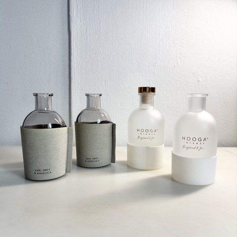 HOOGA Diffuser Bottles (Category: Home Fragrance) located in Singapore. Submitted by kitlee1 (Listing ID 1426626413, Image 1). Description: Empty glass bottle Height 13cm Base 6cm $2 each .